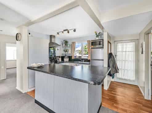 15 Ranui Street, Hei Hei