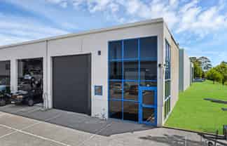 Micro Warehouse – Vega Place