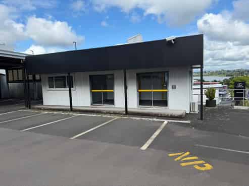 Prime Sales Yard Close to CBD