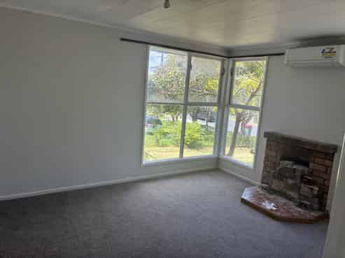 16 Rapson Road, Otara