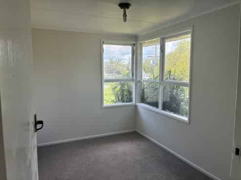 16 Rapson Road, Otara