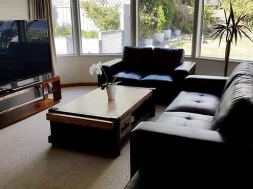 5 Bowes Crescent, Strathmore Park