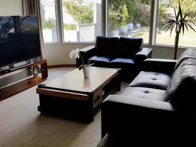 5 Bowes Crescent, Strathmore Park