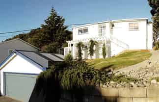 5 Bowes Crescent, Strathmore Park