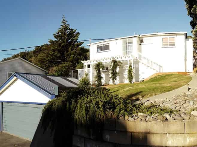 5 Bowes Crescent, Strathmore Park