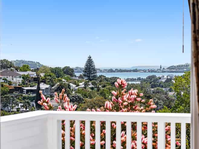 13 Eastbourne Road, Remuera