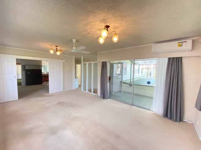 34 Caronia Crescent, Lynfield