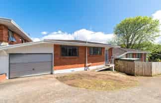 2/531 Mt Albert Road, Three Kings