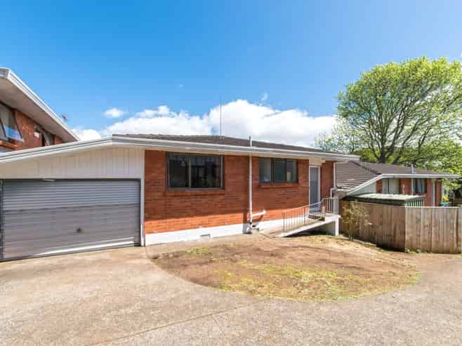 2/531 Mt Albert Road, Three Kings