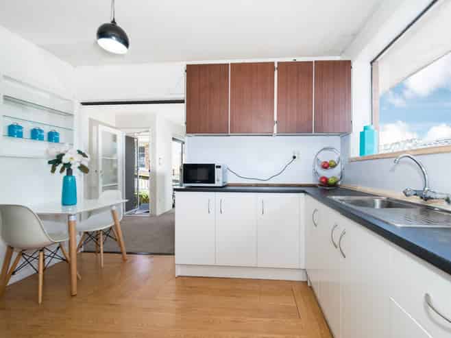 2/531 Mt Albert Road, Three Kings