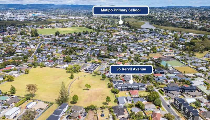 95D  Kervil Avenue, Te Atatu Peninsula