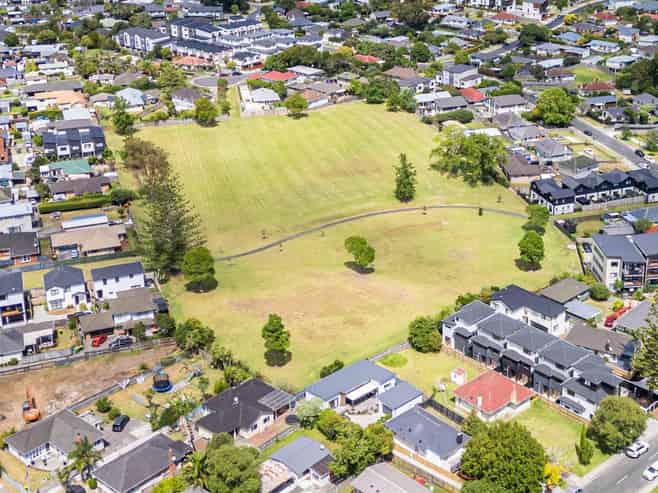 95D  Kervil Avenue, Te Atatu Peninsula