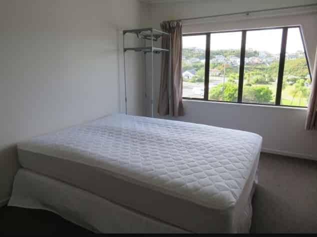 147 Dowse Drive, Maungaraki