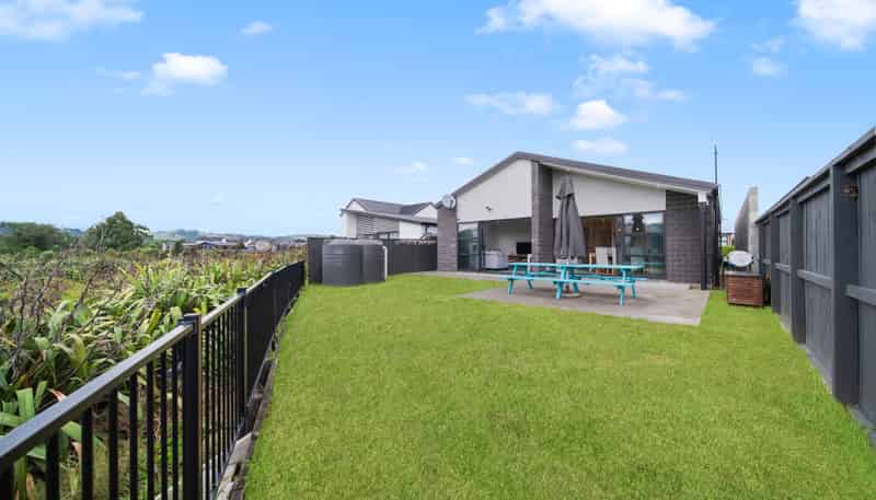 66 John Main Drive, Ramarama