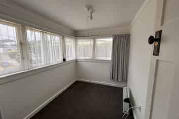 30 Pascal Street, Takaro