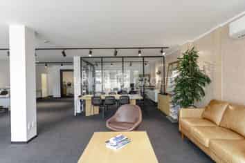 KINGSLAND GROUND FLOOR OFFICE WITH PREMIUM FIT-OUT