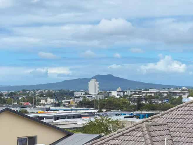 1/184 Chivalry Road, Glenfield