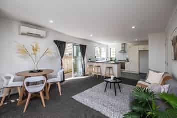 198A Helston Road, Paparangi