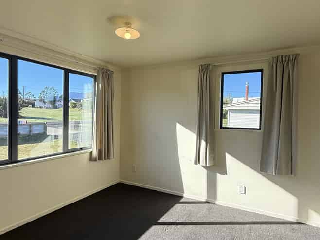 19 Mackenzie Street, National Park