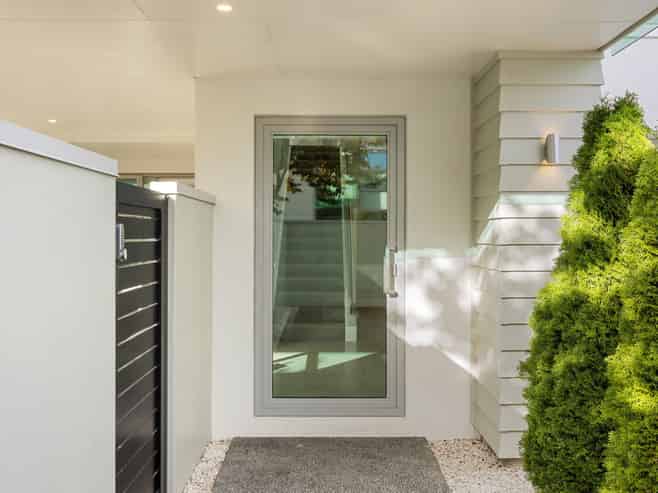 896A River Road, Queenwood