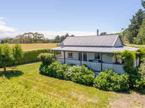 842 State Highway 2, Opaki