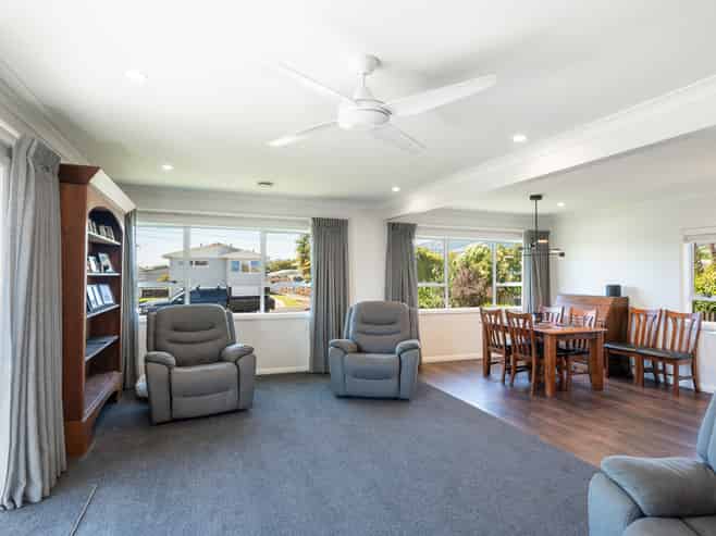 4 Haycock Place, Richmond