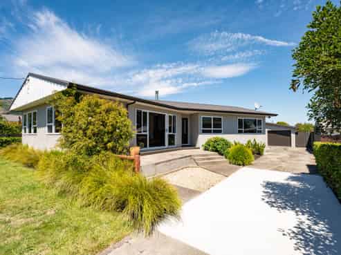 4 Haycock Place, Richmond