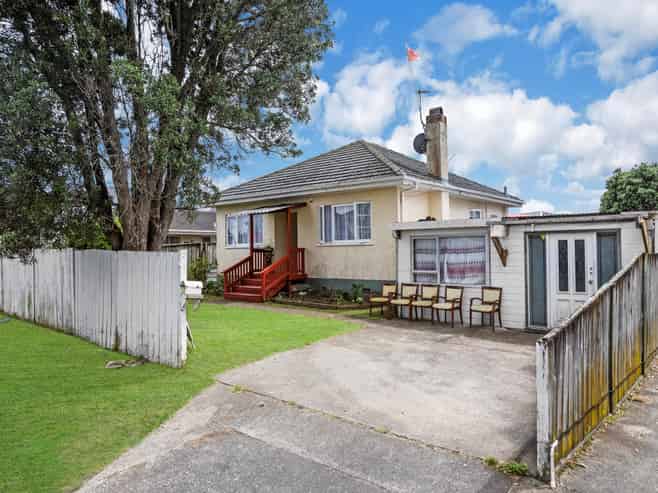12 Gordon Road, Papatoetoe