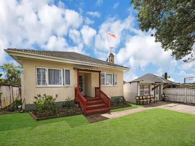 12 Gordon Road, Papatoetoe