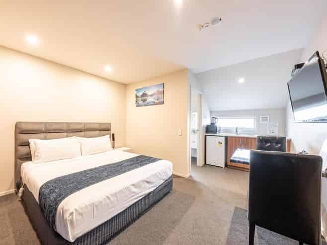 Modern - High Profile - New Long Lease