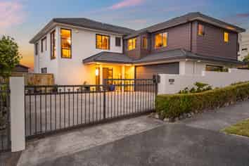 107 Redvers Drive, Belmont