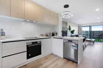 42 Mara Court , Favona