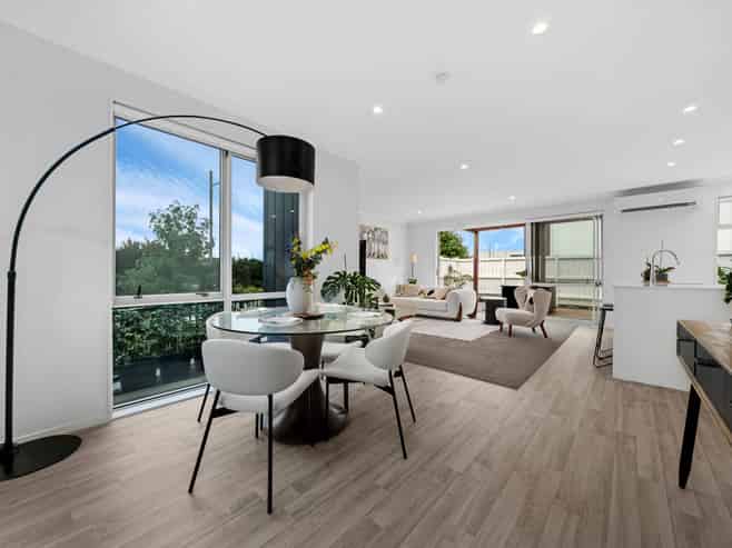 23 Bonnette Road, Flat Bush