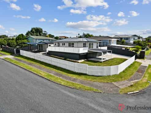 31 Ilford Crescent, Mangere