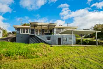 93 Anzac Road, Morningside