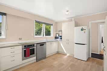 32 Ballantrae, Kawerau