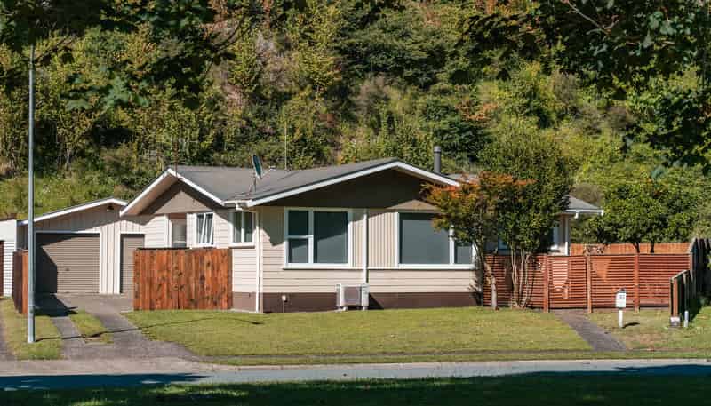 32 Ballantrae, Kawerau