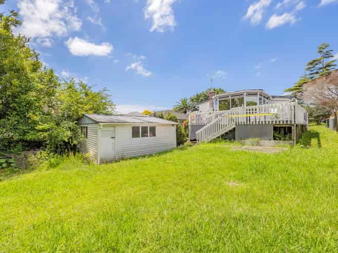 197 Lake Road, Belmont