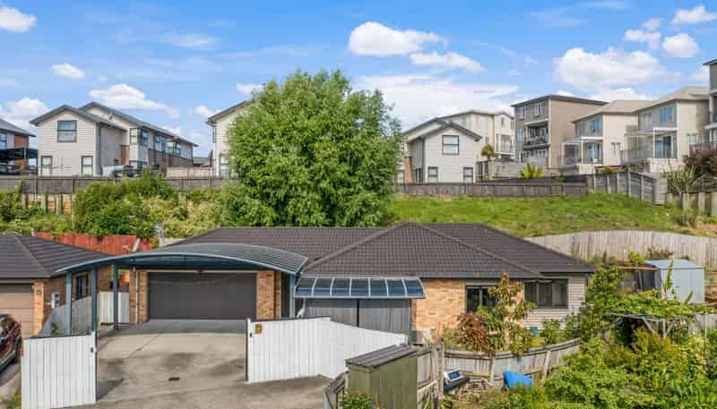 44 Arrowsmith Drive, Flat Bush