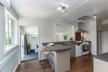 118 Brandon Street, Featherston