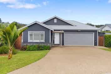 9 Ara Kakara Avenue, Huapai