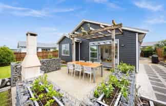 9 Ara Kakara Avenue, Huapai