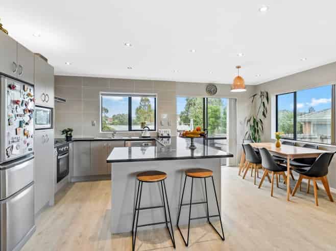 8B Cambourne Road, Papatoetoe