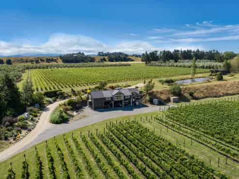 224 Dakins Road, East Taratahi