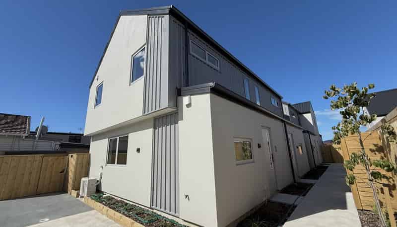 5/14 Clive Street, Phillipstown