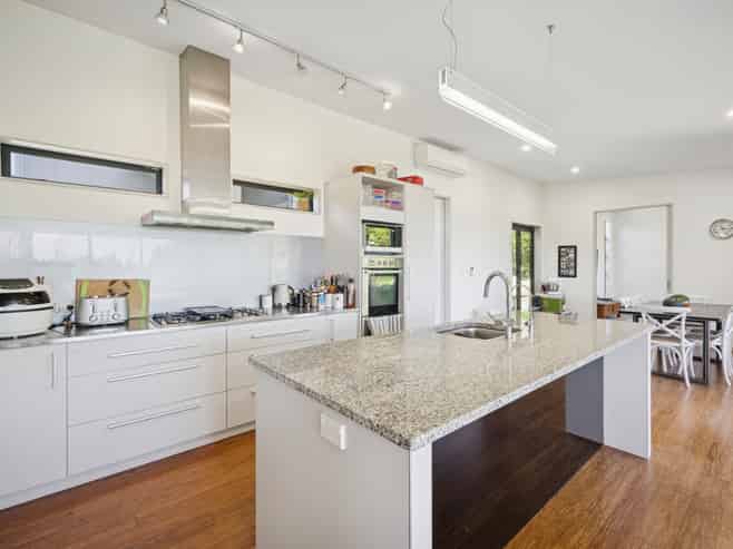 173 Bing Lucas Drive, Tawa