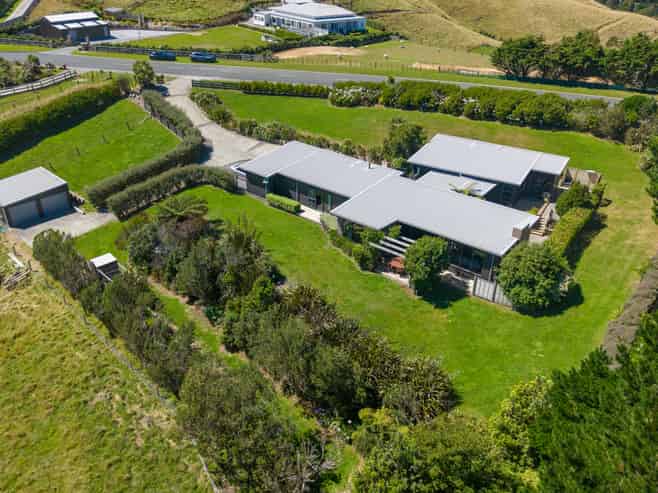 173 Bing Lucas Drive, Tawa