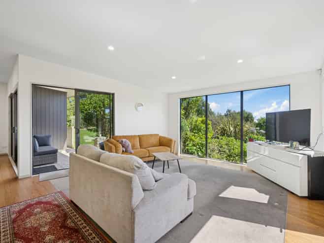 173 Bing Lucas Drive, Tawa