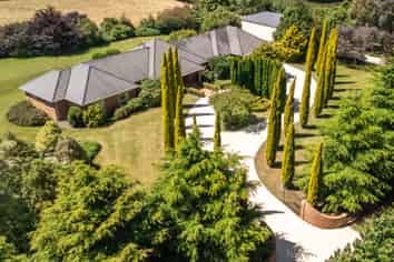 518 Pound Road, Yaldhurst