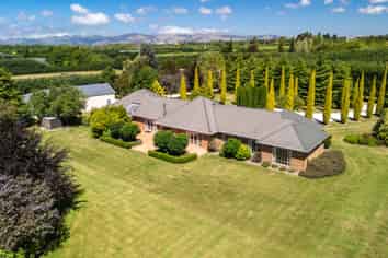 518 Pound Road, Yaldhurst